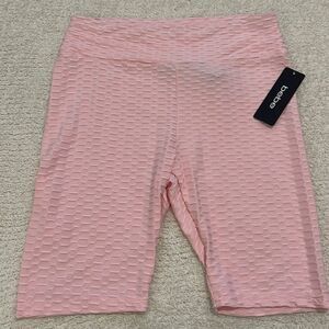 NWT- Bebe - L
